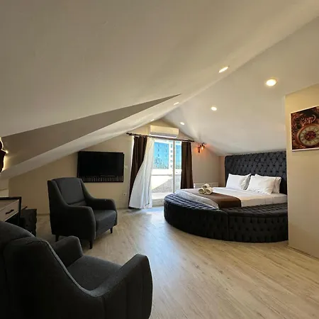 Hotel Monezza Maltepe Rezidans 3*