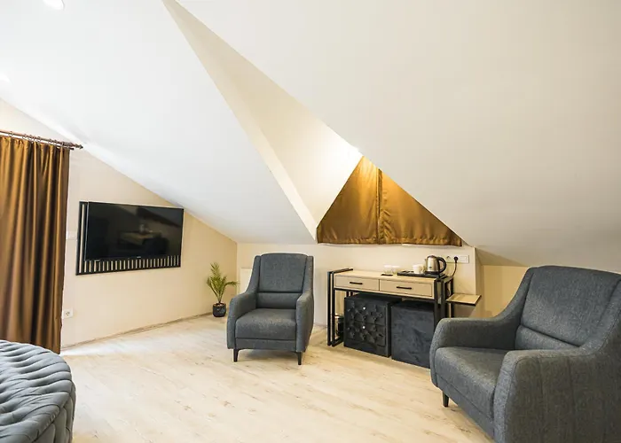 Monezza Maltepe Rezidans 3*