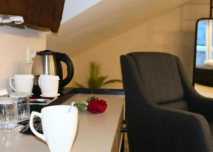 Hotel Monezza Maltepe Rezidans