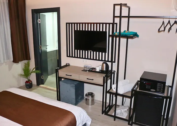 Monezza Maltepe Rezidans Hotel 3*