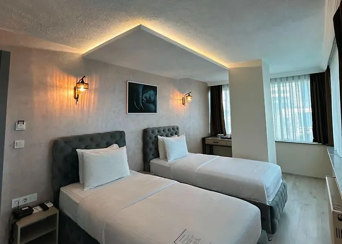 Monezza Maltepe Rezidans 3* İstanbul