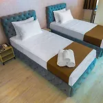 Monezza Maltepe Rezidans 3* 伊斯坦布尔