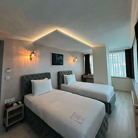 Monezza Maltepe Rezidans 3* İstanbul
